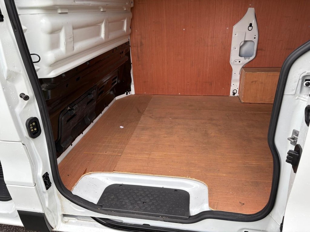 Used Renault Trafic 2023 for sale - 76665526: Photo 31