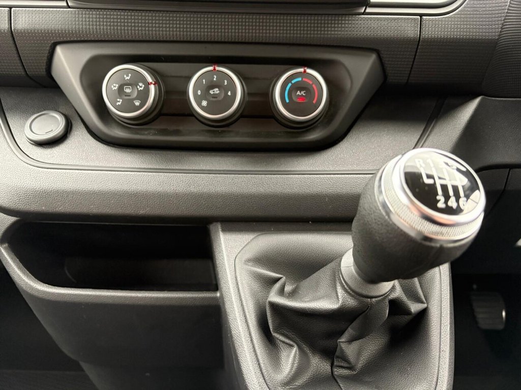 Used Renault Trafic 2023 for sale - 76665526: Photo 35