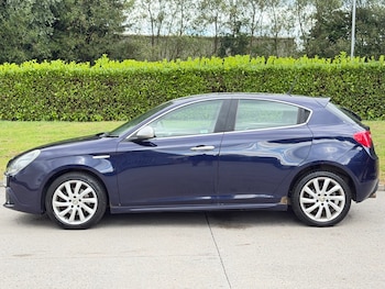 Used Alfa Romeo Giulietta 2010 for sale - 79392786: Photo