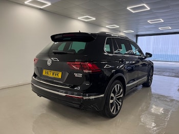 Used Volkswagen Tiguan 2017 for sale - 76803533: Photo