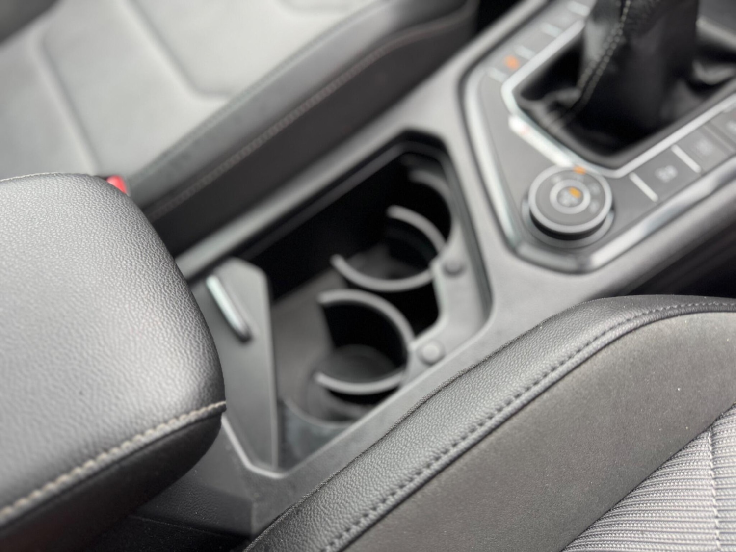 Used Volkswagen Tiguan 2017 for sale - 76803533: Photo 44