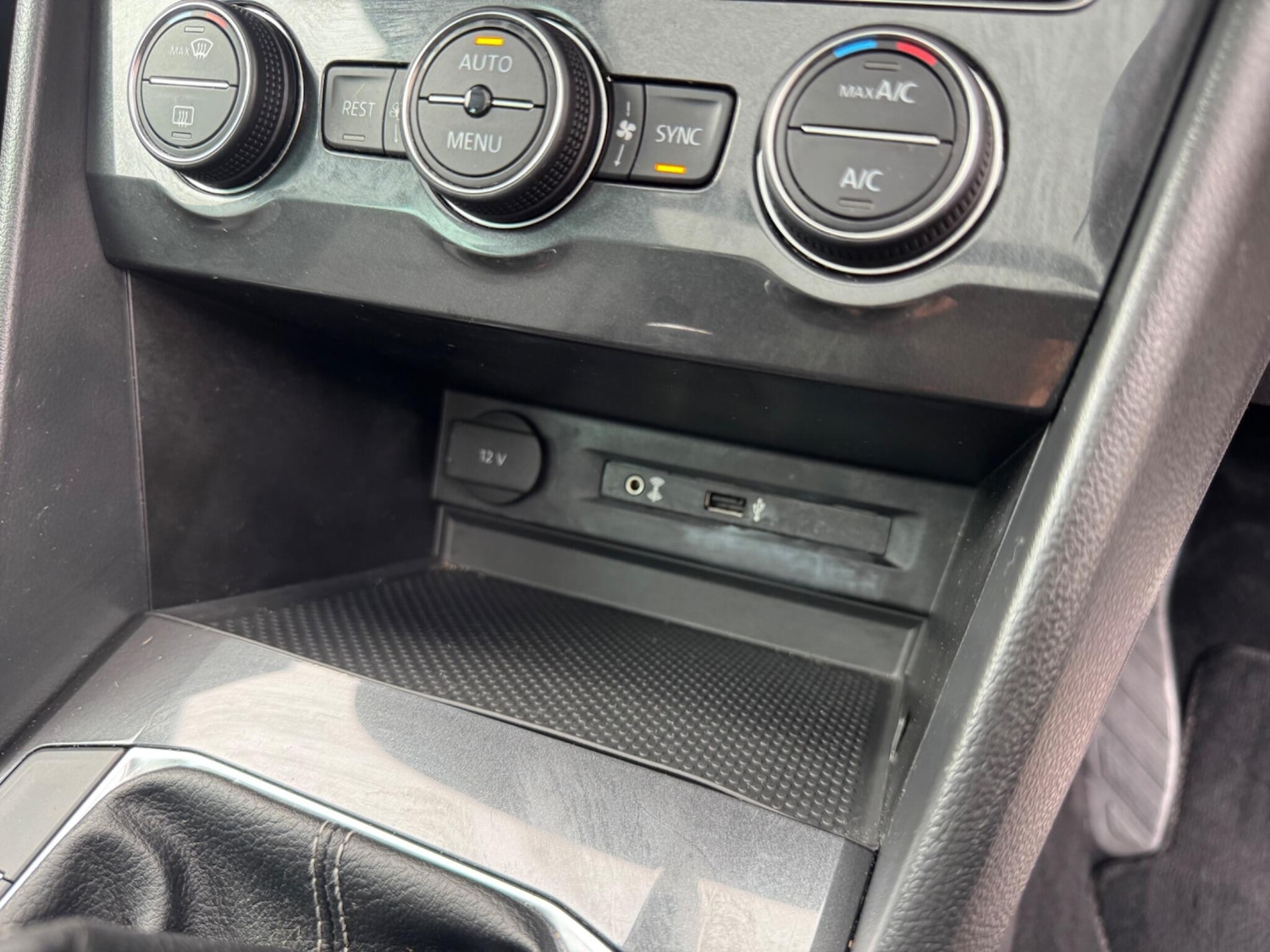 Used Volkswagen Tiguan 2017 for sale - 76803533: Photo 49