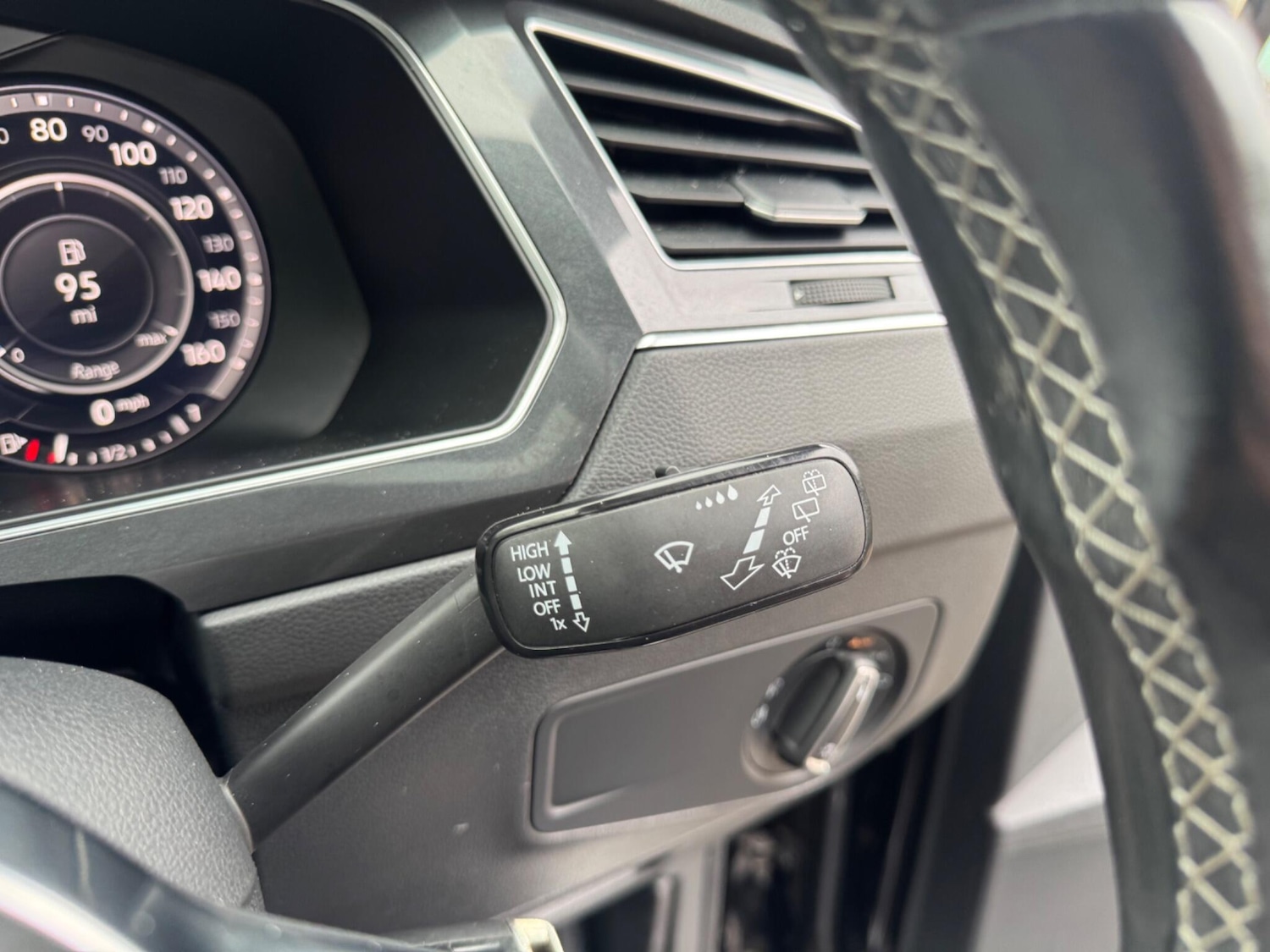 Used Volkswagen Tiguan 2017 for sale - 76803533: Photo 55