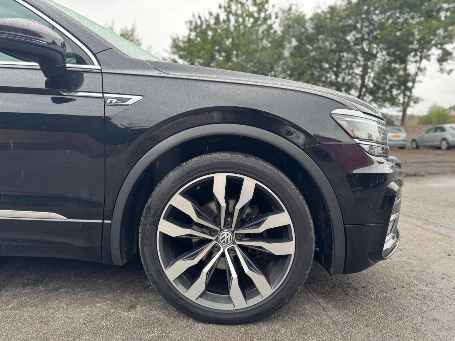 Used Volkswagen Tiguan 2017 for sale - 76803533: Photo 6