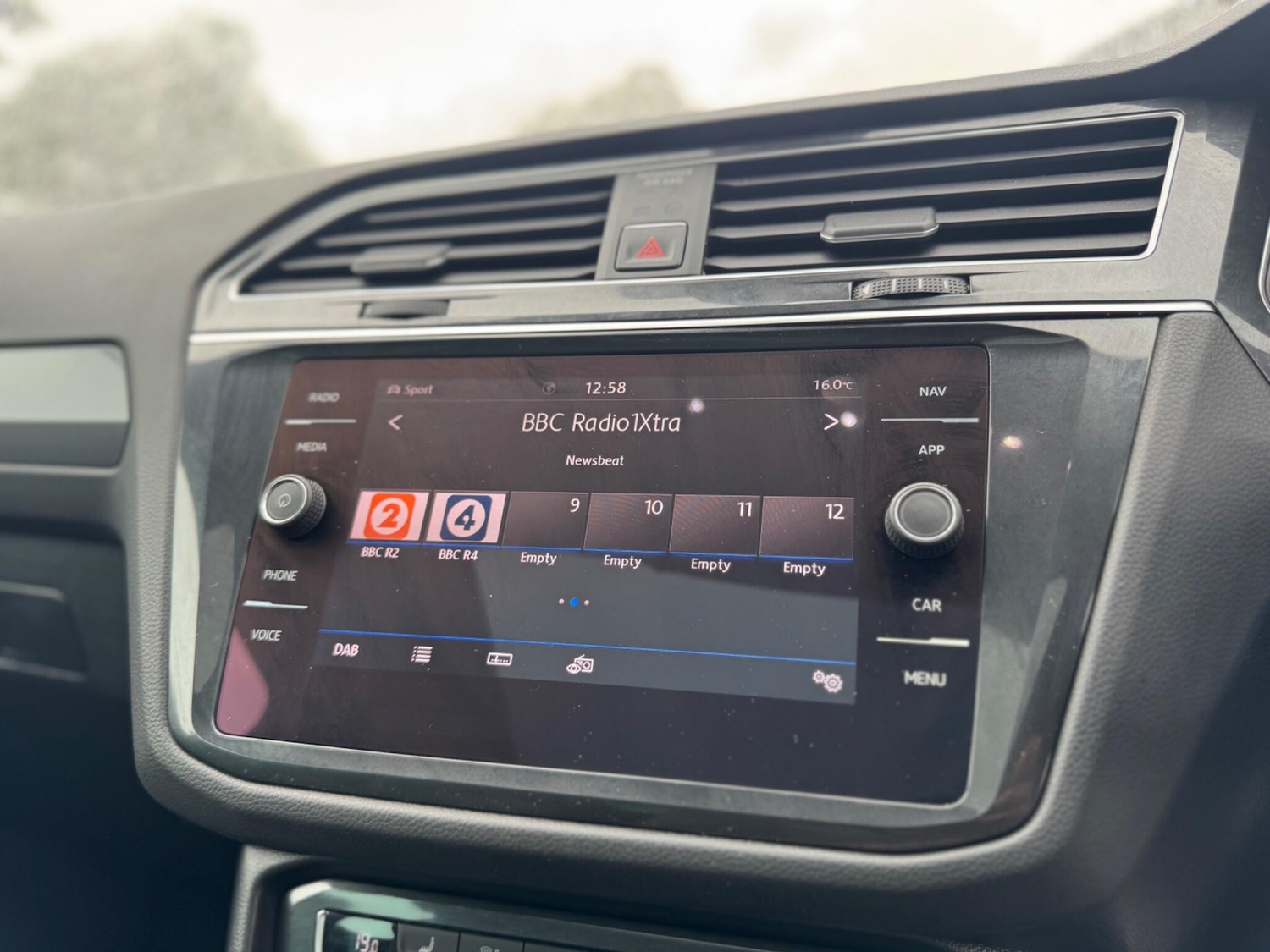 Used Volkswagen Tiguan 2017 for sale - 76803533: Photo 60