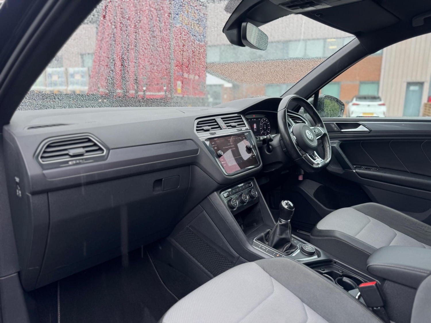 Used Volkswagen Tiguan 2017 for sale - 76803533: Photo 66