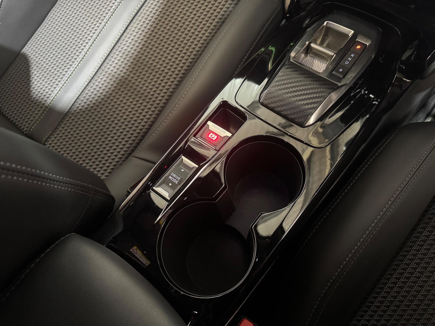 Used Peugeot 2008 2022 for sale - 76803553: Photo 23