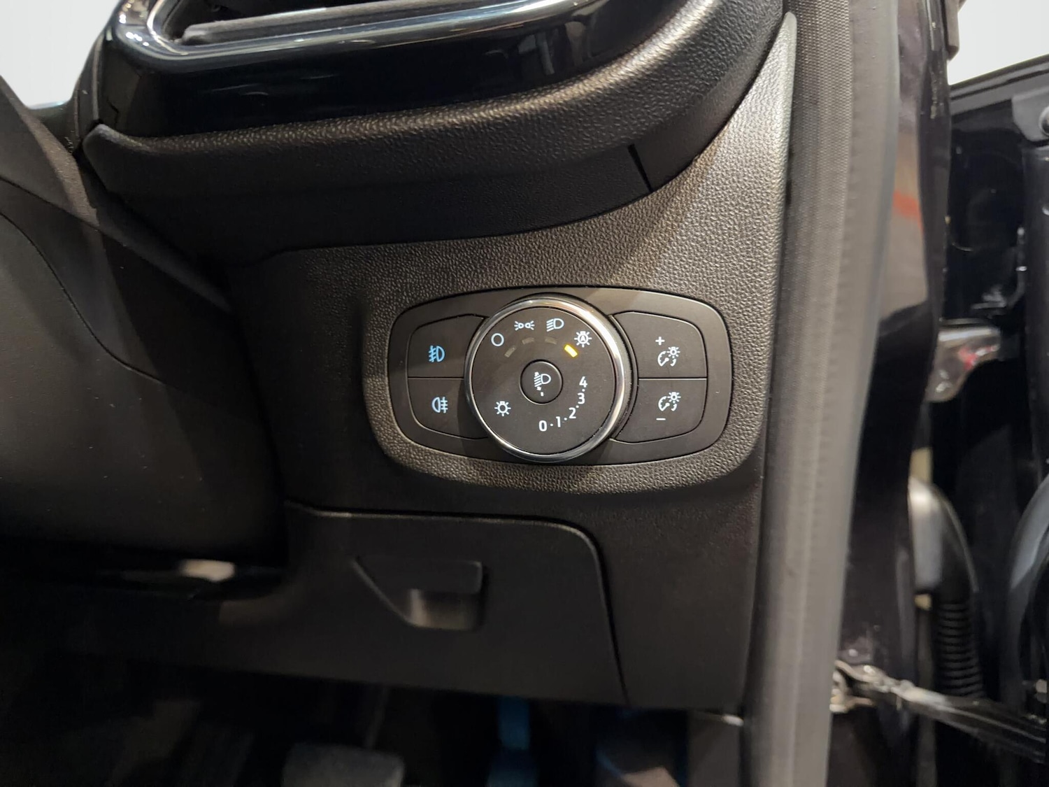 Used Ford Fiesta 2019 for sale - 78047100: Photo 21