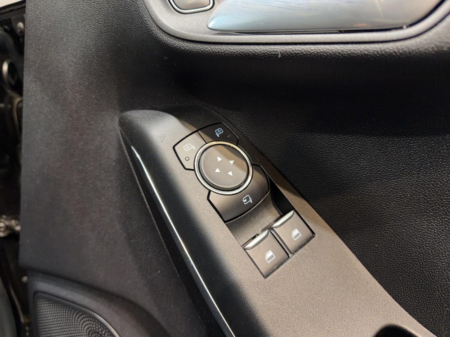 Used Ford Fiesta 2019 for sale - 78047100: Photo 22