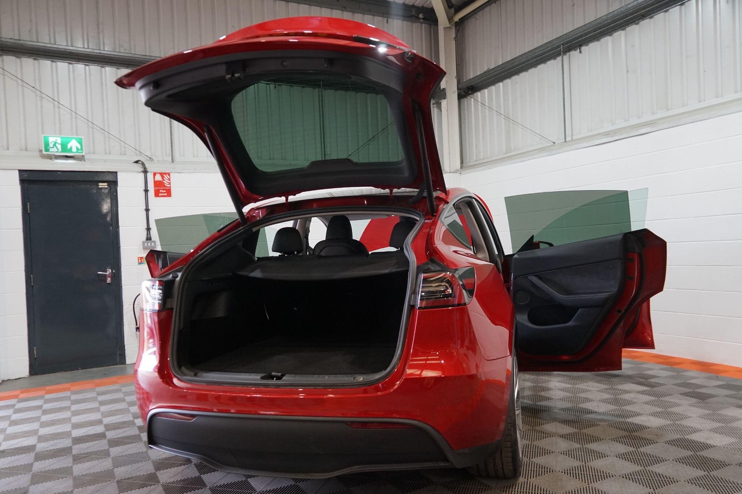 Used Tesla Model Y 2022 for sale - 77993560: Photo 61