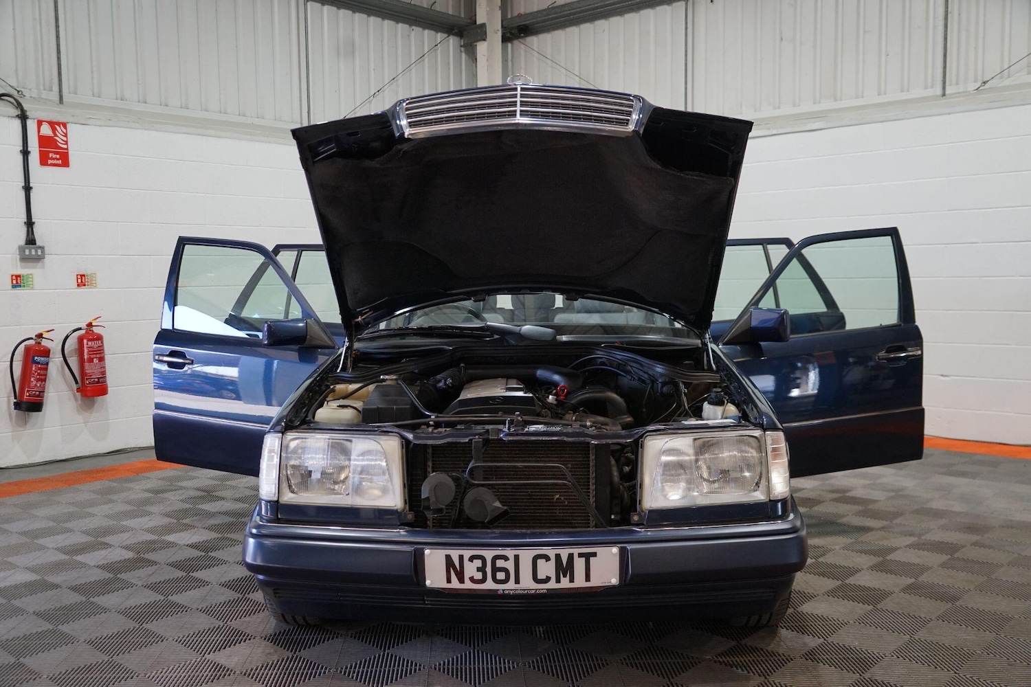 Used Mercedes-Benz E Class 1996 for sale - 77994074: Photo 11