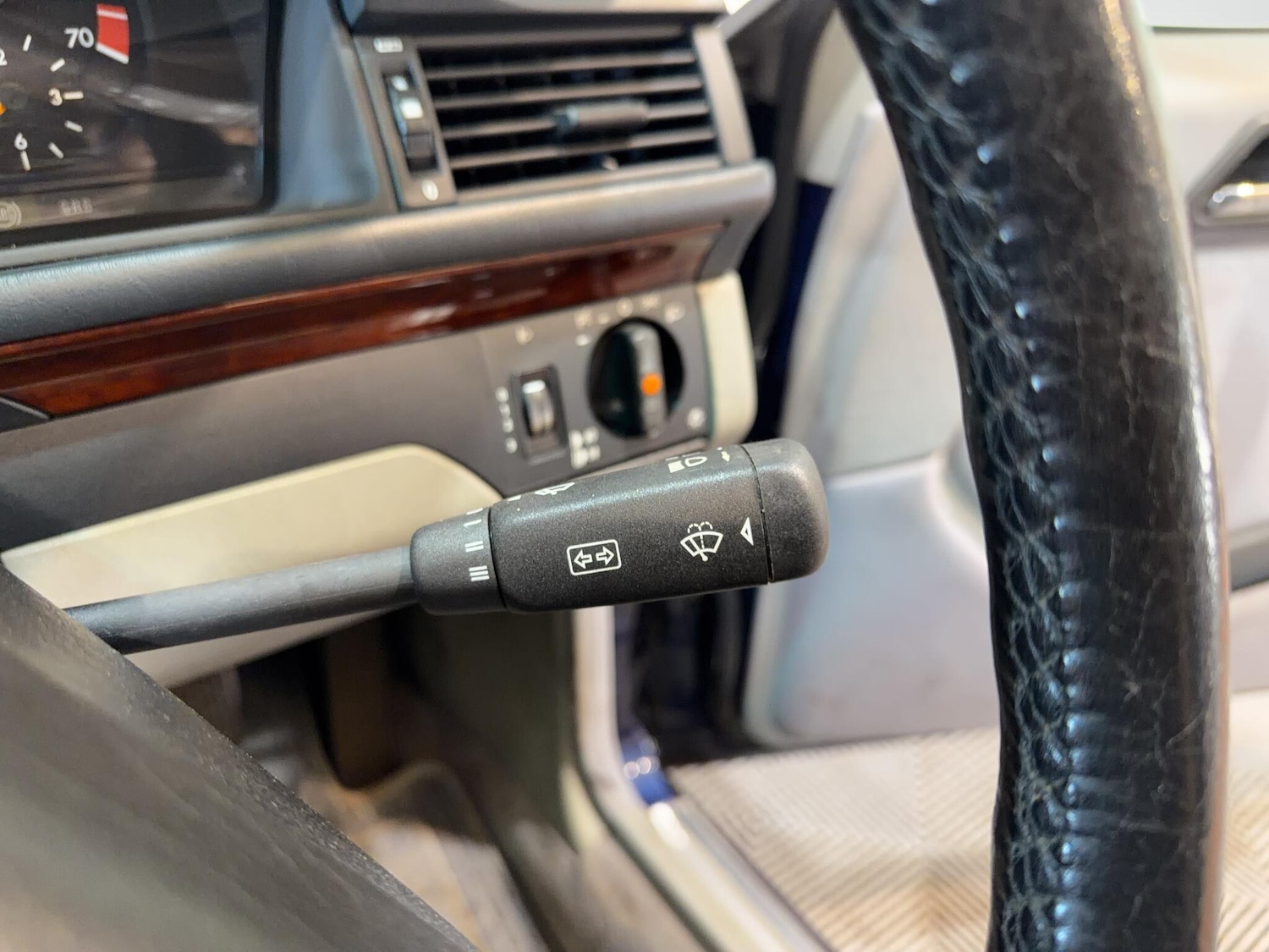 Used Mercedes-Benz E Class 1996 for sale - 77994074: Photo 36