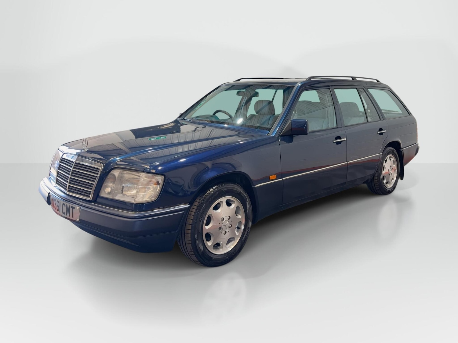 Used Mercedes-Benz E Class 1996 for sale - 77994074: Photo 7
