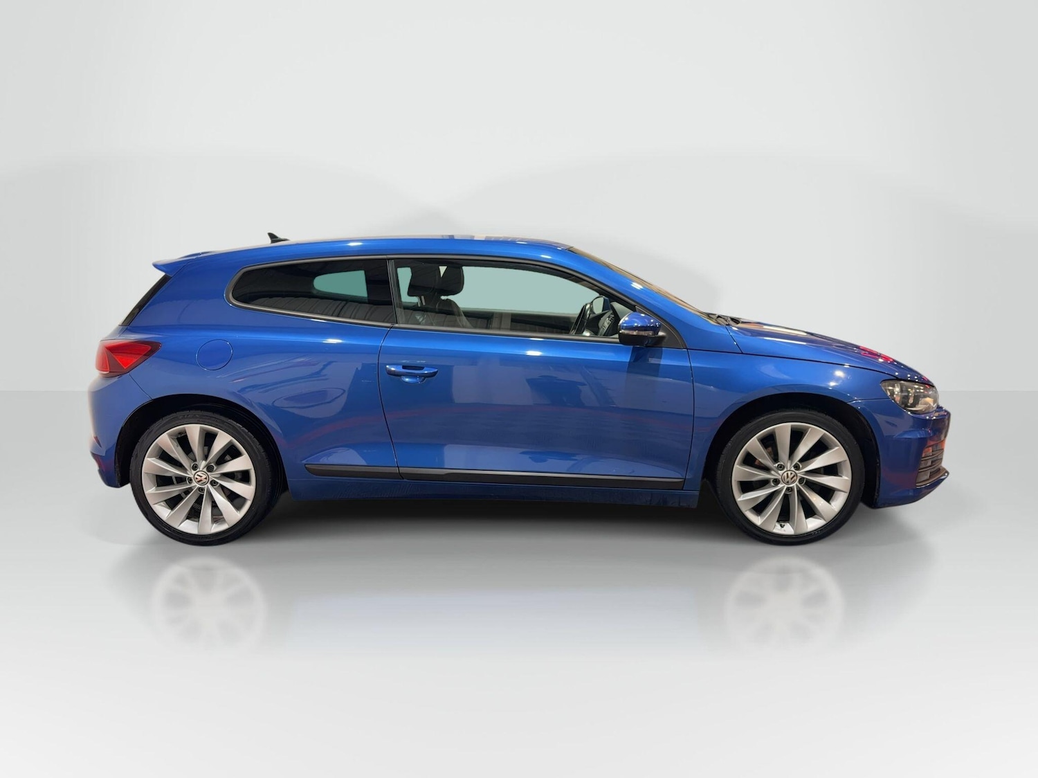 Used Volkswagen Scirocco 2014 for sale - 77469337: Photo 26