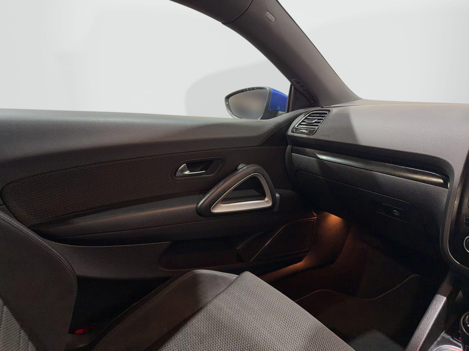 Used Volkswagen Scirocco 2014 for sale - 77469337: Photo 32