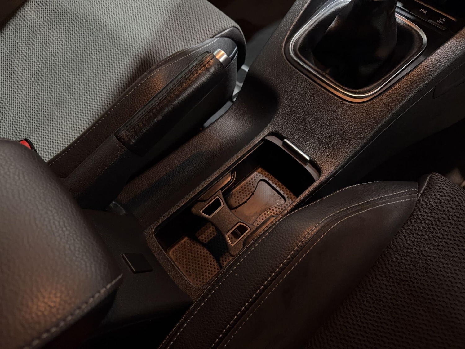 Used Volkswagen Scirocco 2014 for sale - 77469337: Photo 69