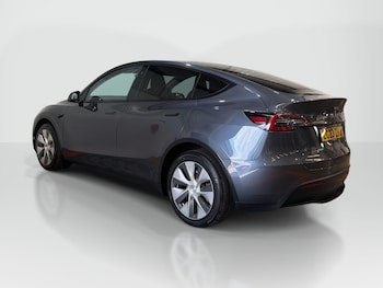 Used Tesla Model Y 2023 for sale - 79279372: Photo