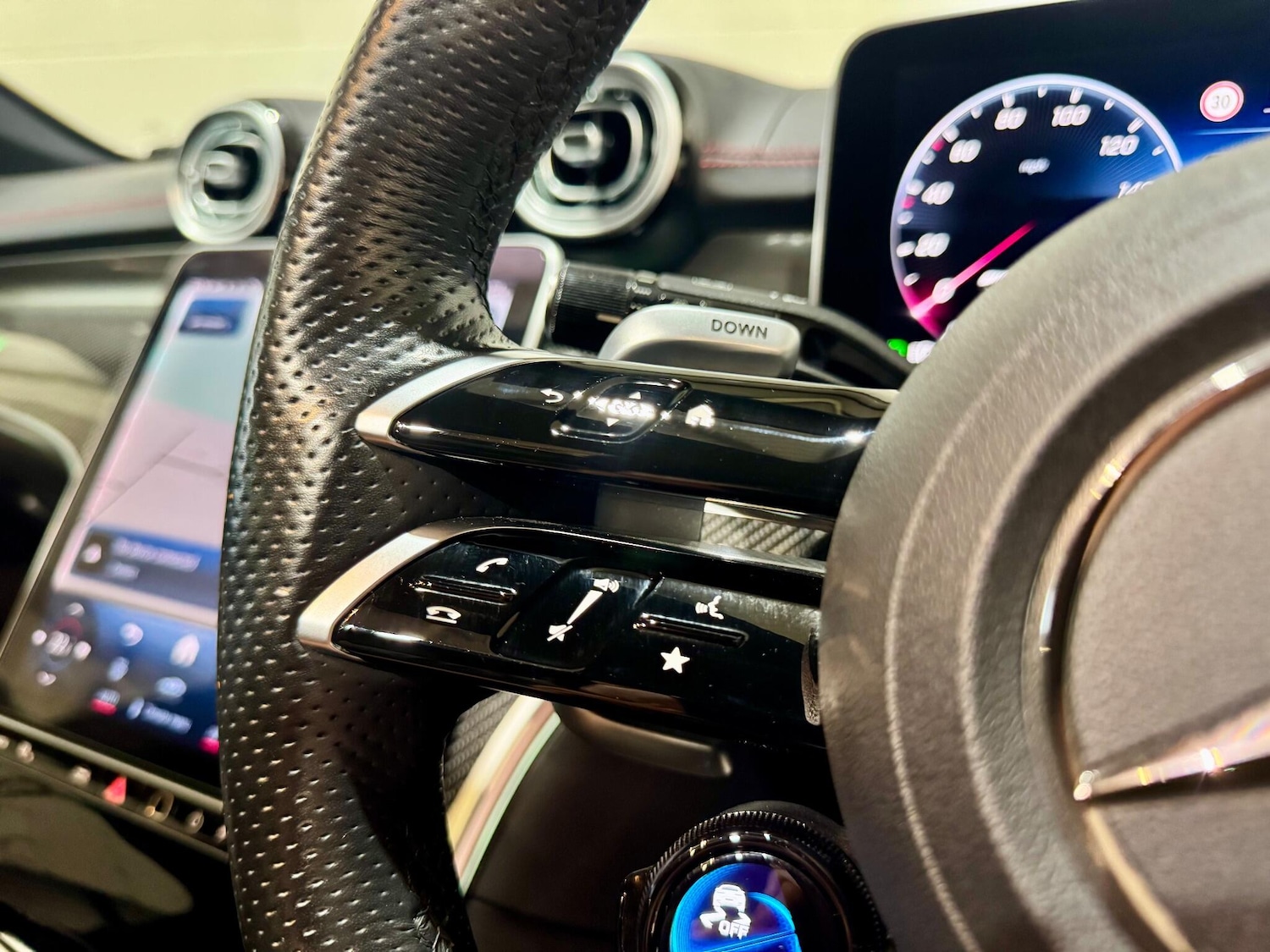 Used Mercedes-Benz C Class 2023 for sale - 76803566: Photo 29