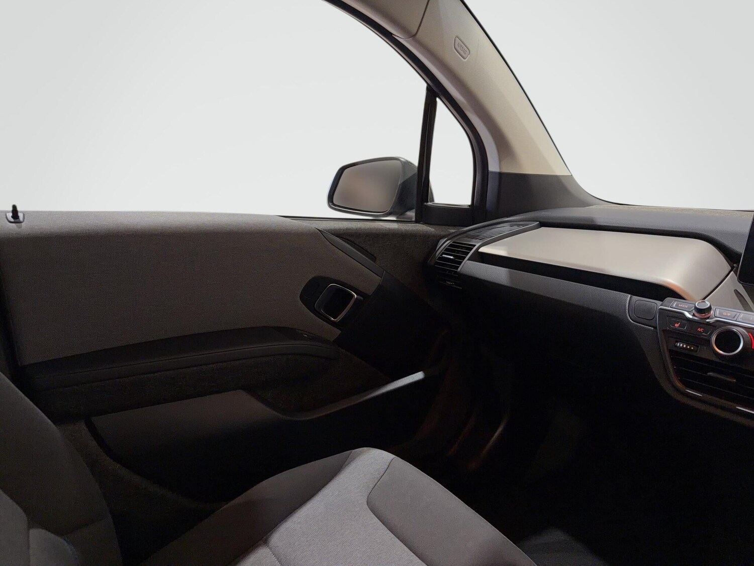 Used BMW i3 2022 for sale - 77839392: Photo 36