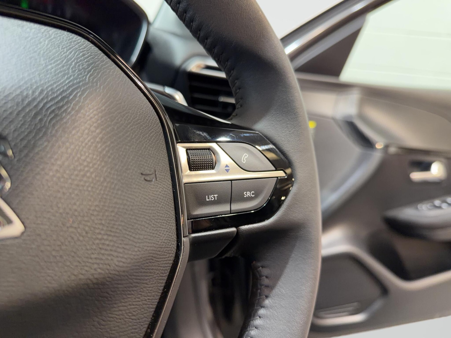 Used Peugeot 208 for sale - 77883502: Photo 38