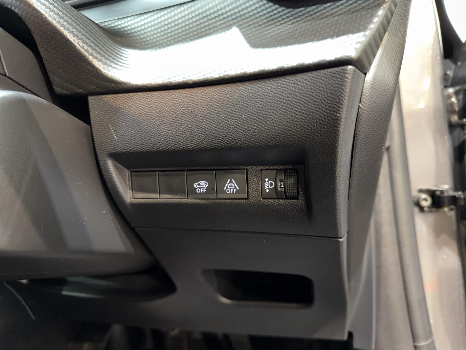 Used Peugeot 208 for sale - 77883502: Photo 42