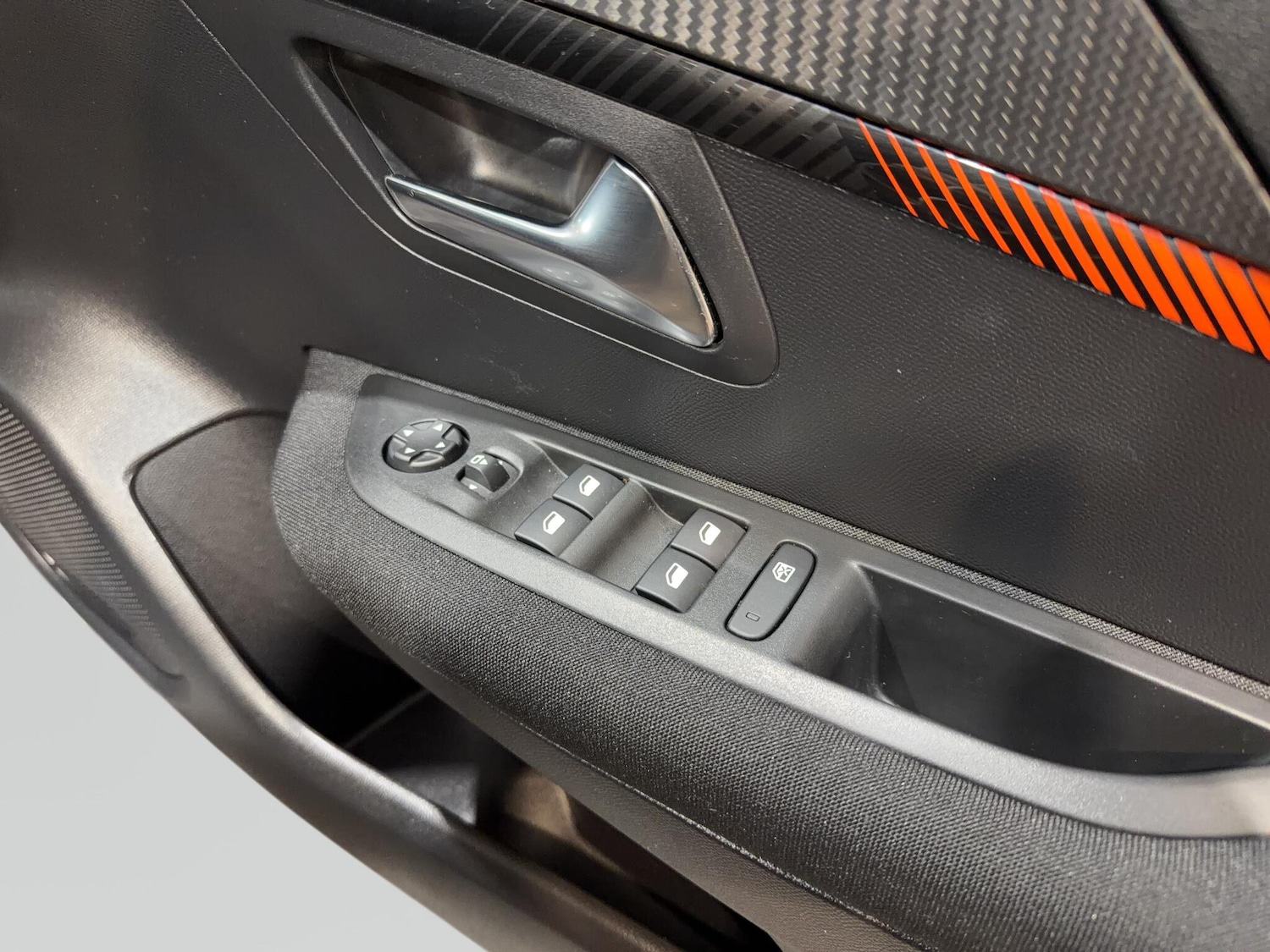 Used Peugeot 208 for sale - 77883502: Photo 43