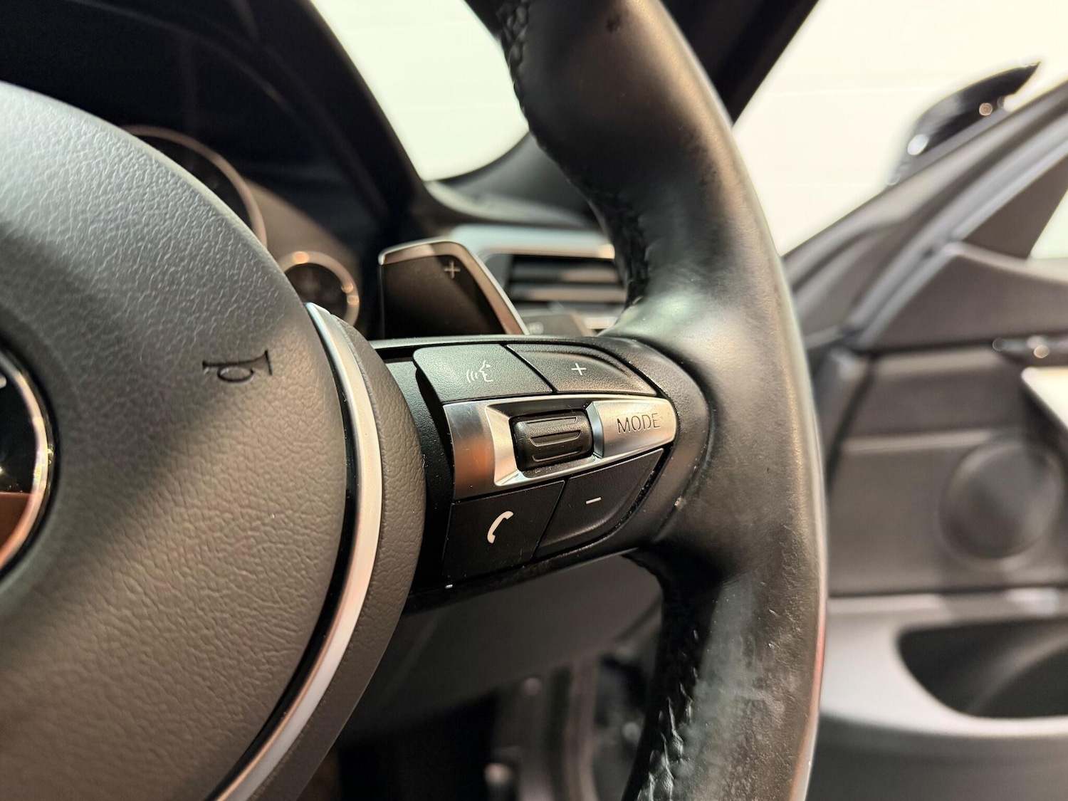 Used BMW 4 Series 2017 for sale - 76995847: Photo 32