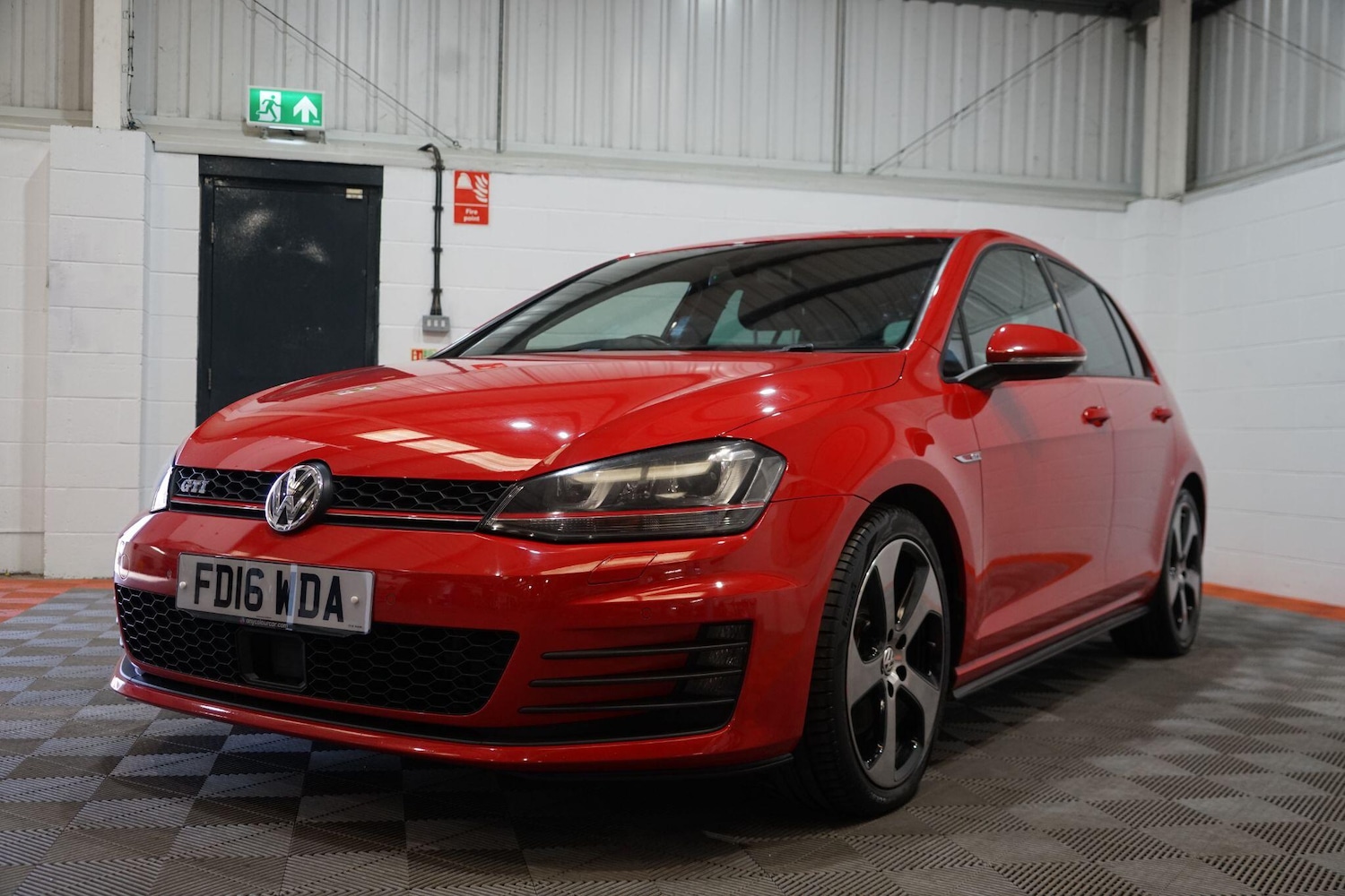 Used Volkswagen Golf 2016 for sale - 77969998: Photo 14