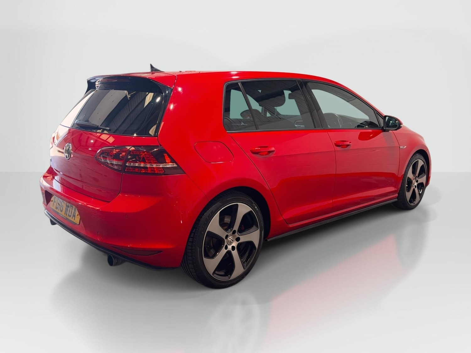 Used Volkswagen Golf 2016 for sale - 77969998: Photo 22