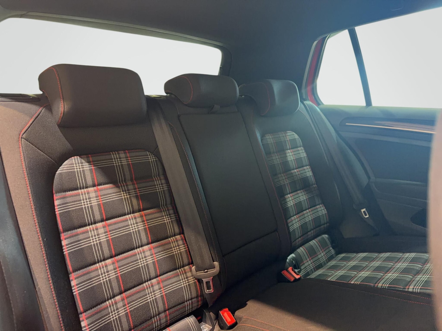 Used Volkswagen Golf 2016 for sale - 77969998: Photo 32