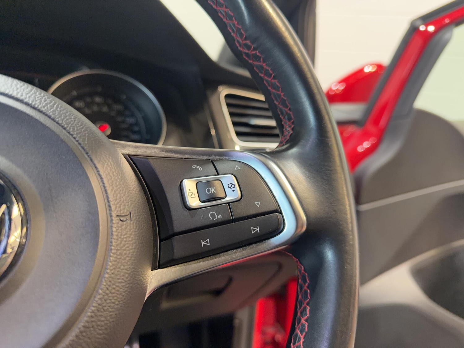 Used Volkswagen Golf 2016 for sale - 77969998: Photo 34