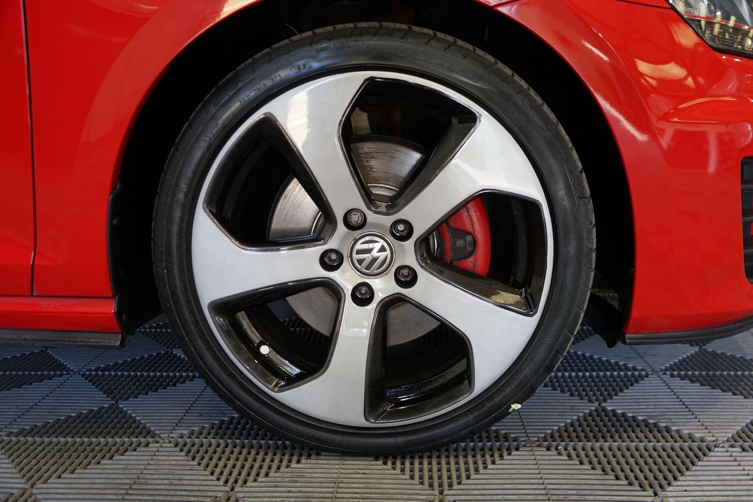 Used Volkswagen Golf 2016 for sale - 77969998: Photo 5