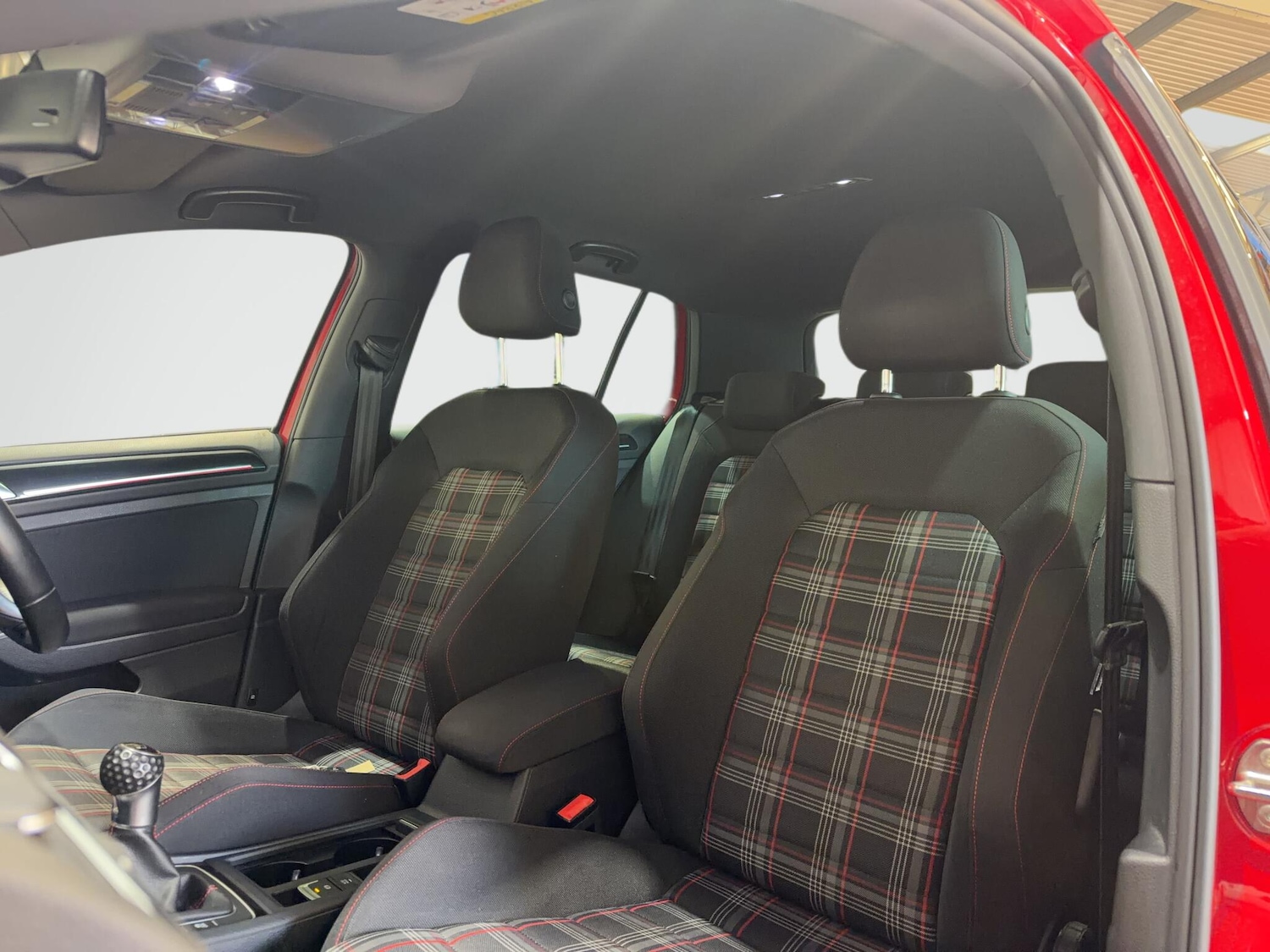 Used Volkswagen Golf 2016 for sale - 77969998: Photo 58