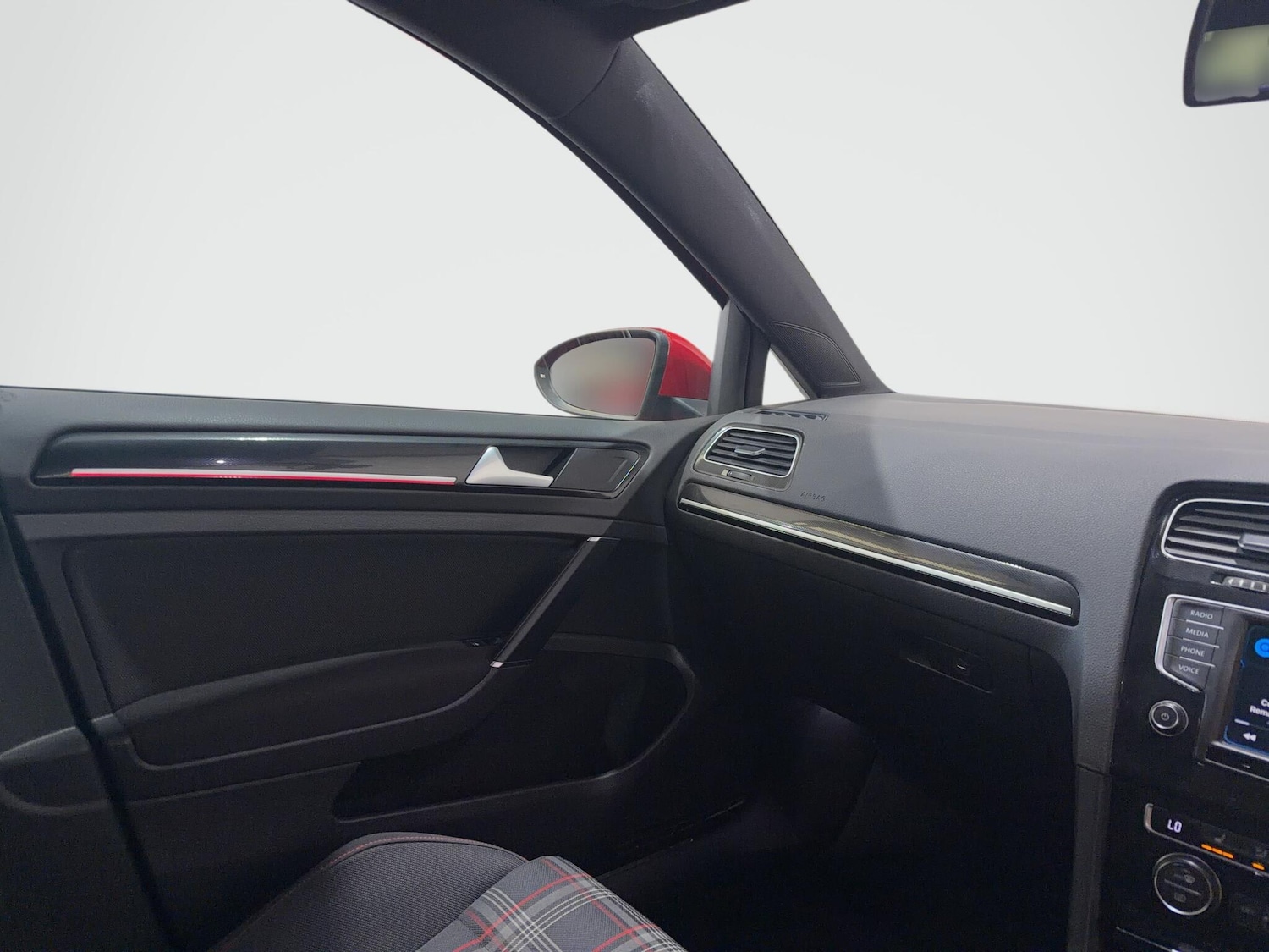 Used Volkswagen Golf 2016 for sale - 77969998: Photo 65