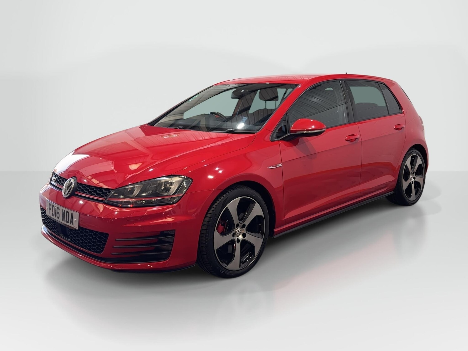 Used Volkswagen Golf 2016 for sale - 77969998: Photo 7