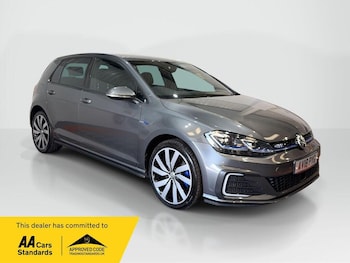 Used Volkswagen Golf 2018 for sale - 78319189: Photo