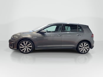 Used Volkswagen Golf 2018 for sale - 78319189: Photo