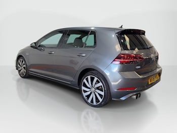 Used Volkswagen Golf 2018 for sale - 78319189: Photo