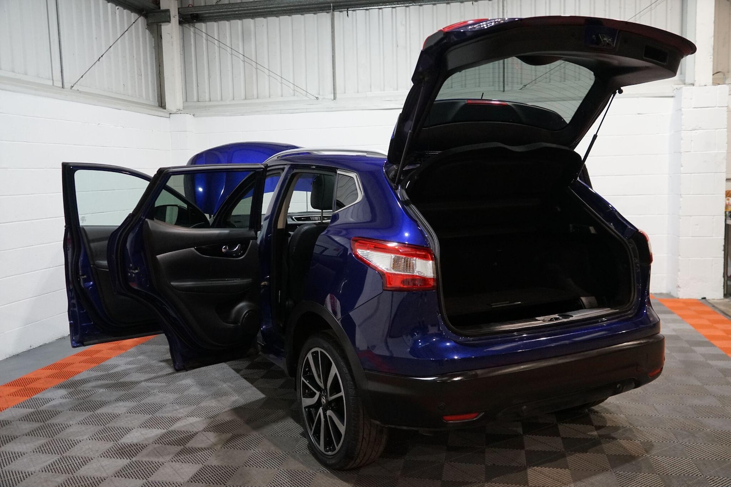 Used Nissan Qashqai 2016 for sale - 77646385: Photo 12