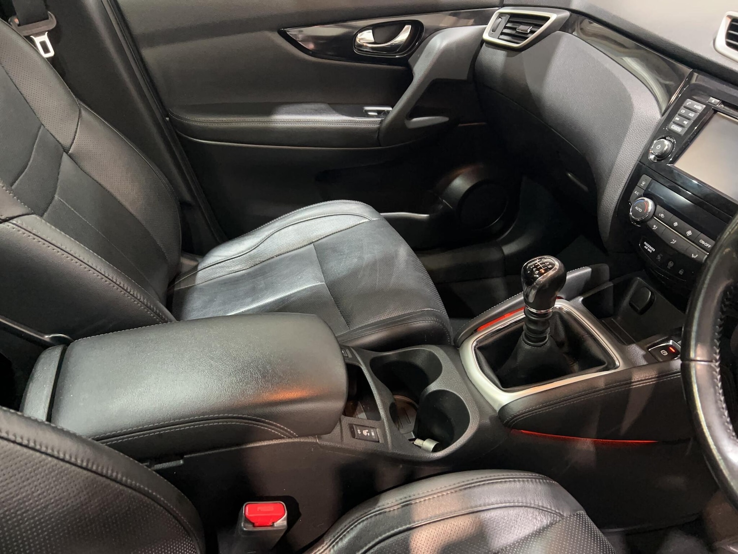 Used Nissan Qashqai 2016 for sale - 77646385: Photo 19