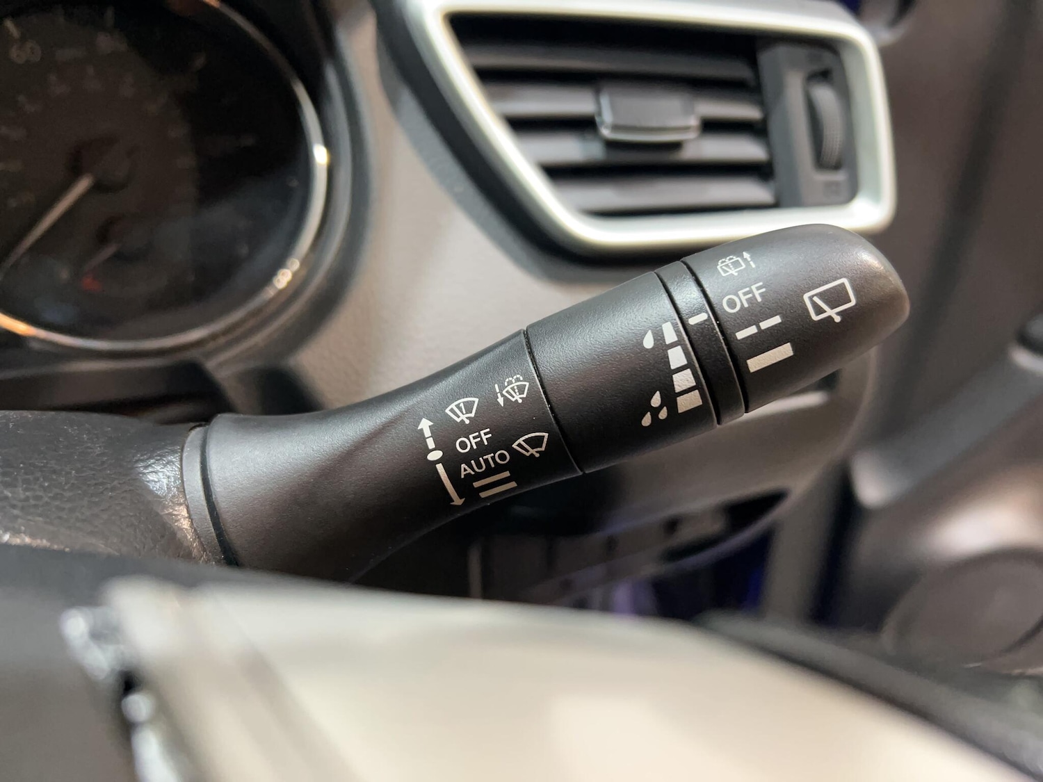 Used Nissan Qashqai 2016 for sale - 77646385: Photo 23