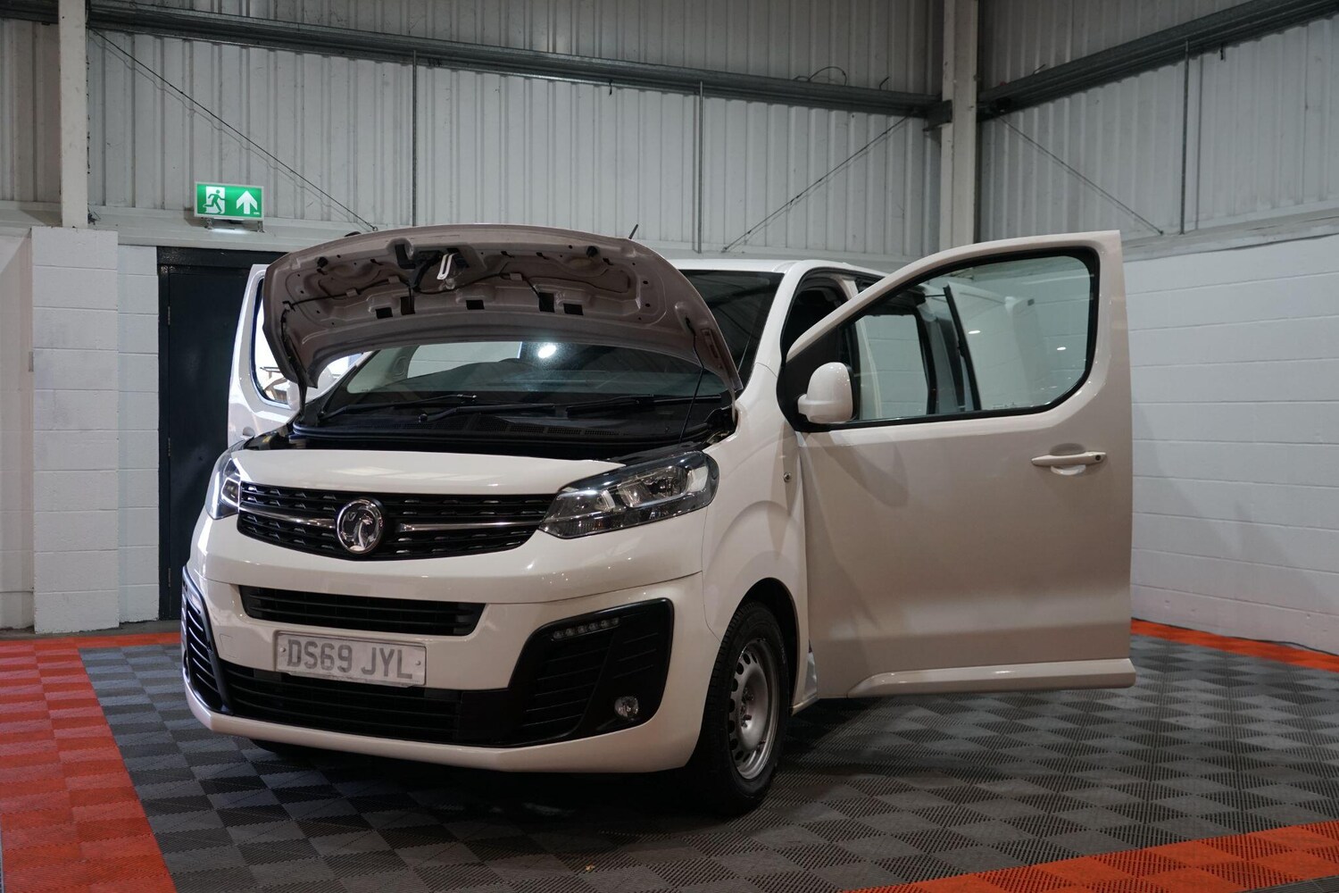 Used Vauxhall Vivaro 2019 for sale - 77468731: Photo 9