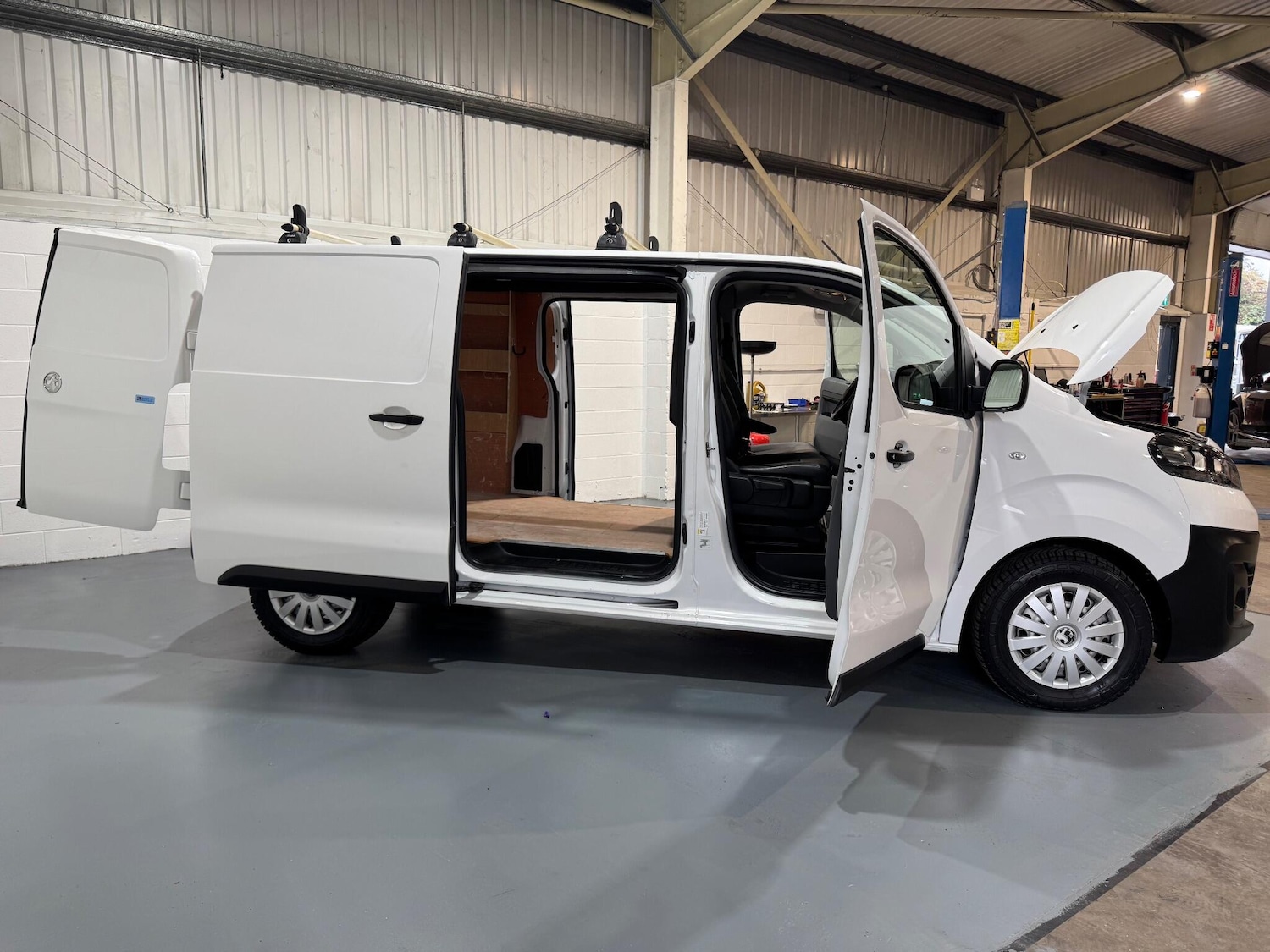 Used Vauxhall Vivaro 2021 for sale - 76803567: Photo 12