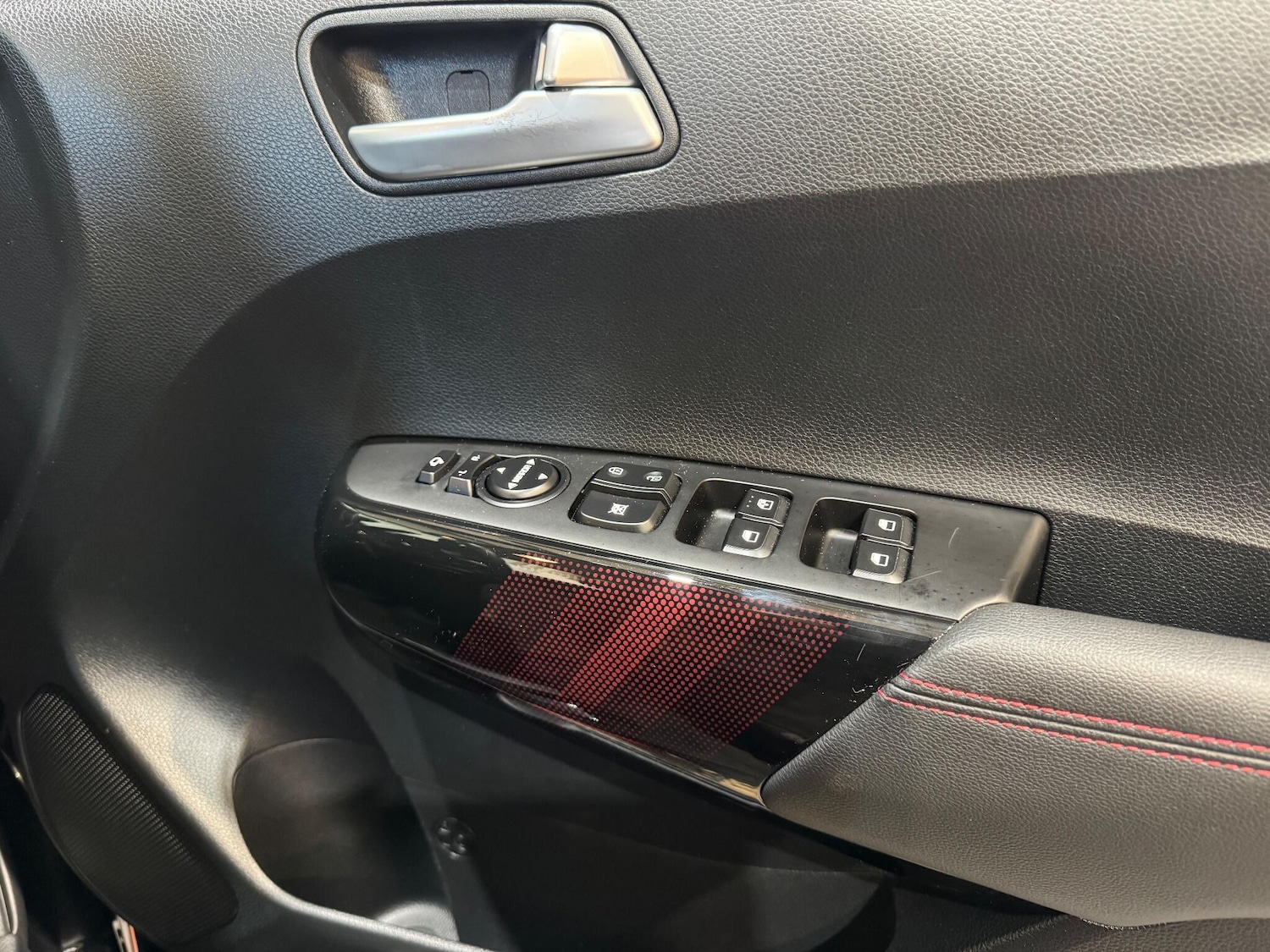 Used Kia Picanto 2023 for sale - 76803557: Photo 32