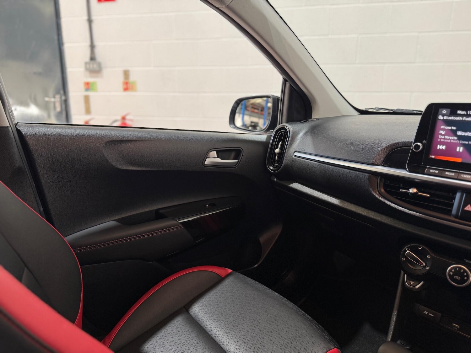 Used Kia Picanto 2023 for sale - 76803557: Photo 66