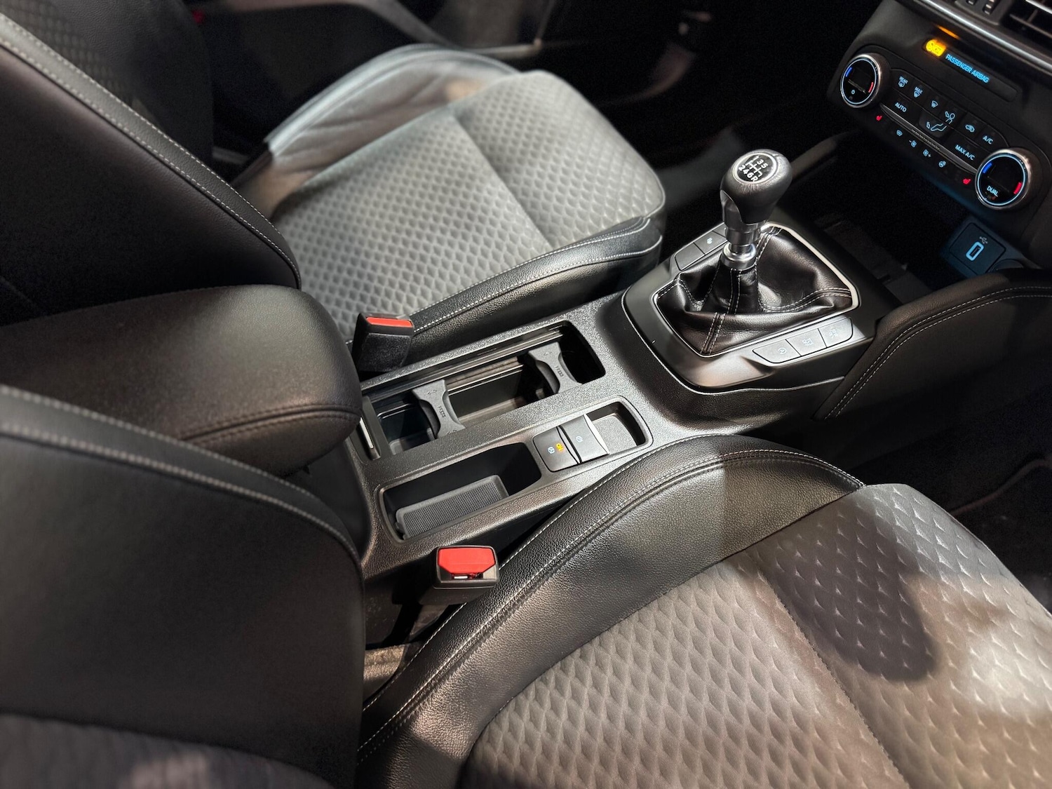 Used Ford Focus 2020 for sale - 76803552: Photo 40