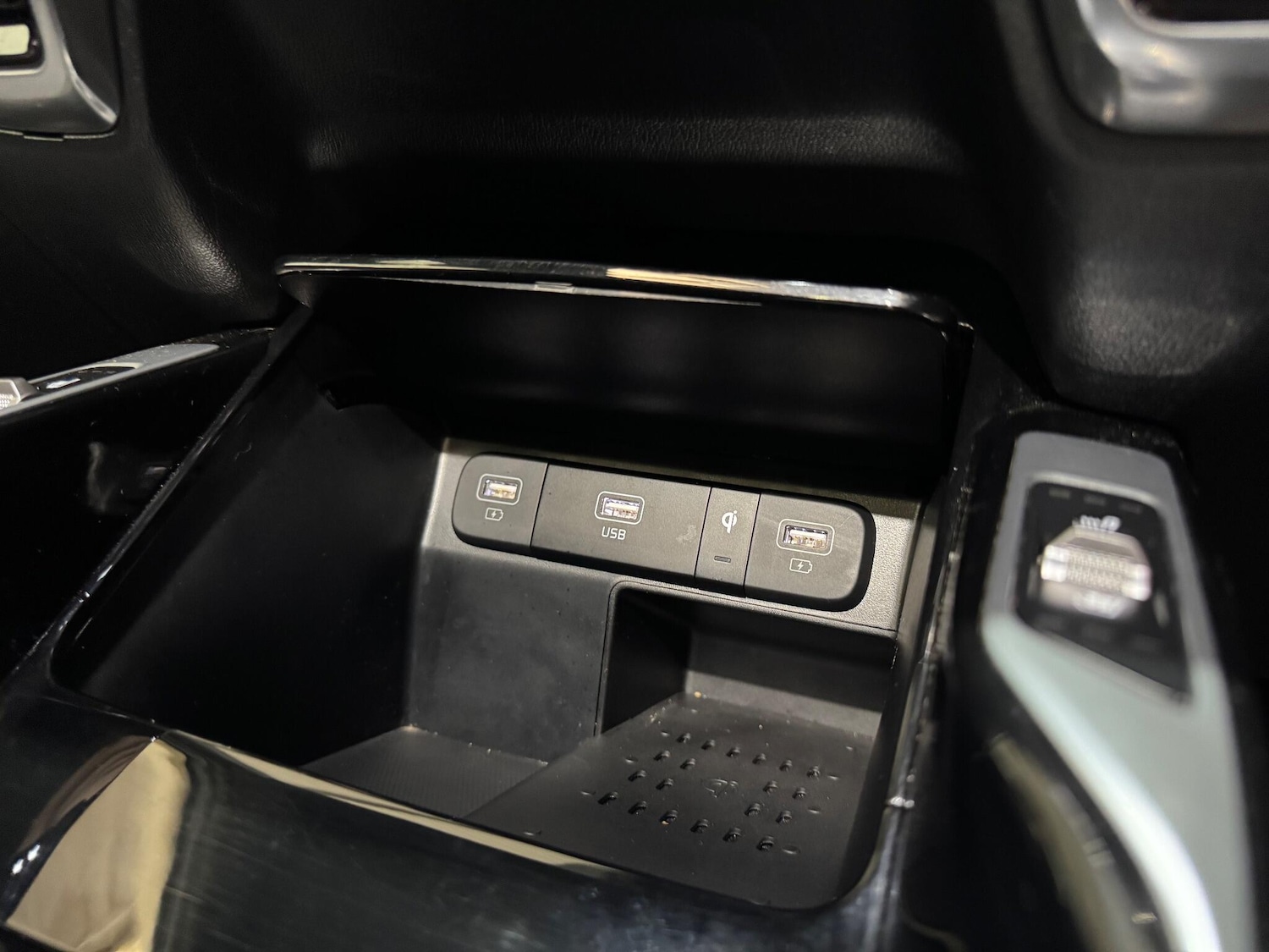 Used Kia Sorento 2023 for sale - 76803531: Photo 29