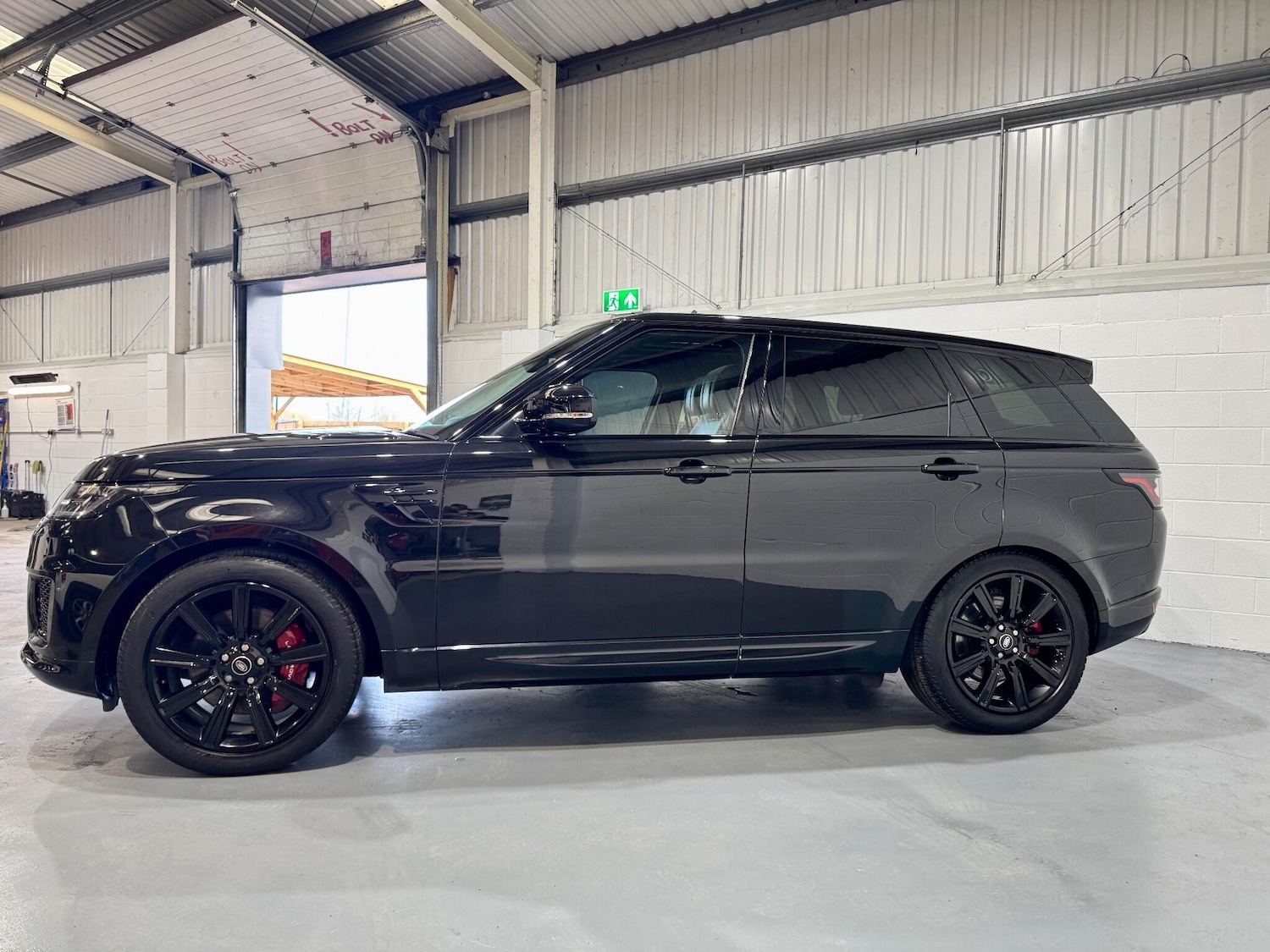 Used Land Rover Range Rover Sport 2021 for sale - 76803538: Photo 2
