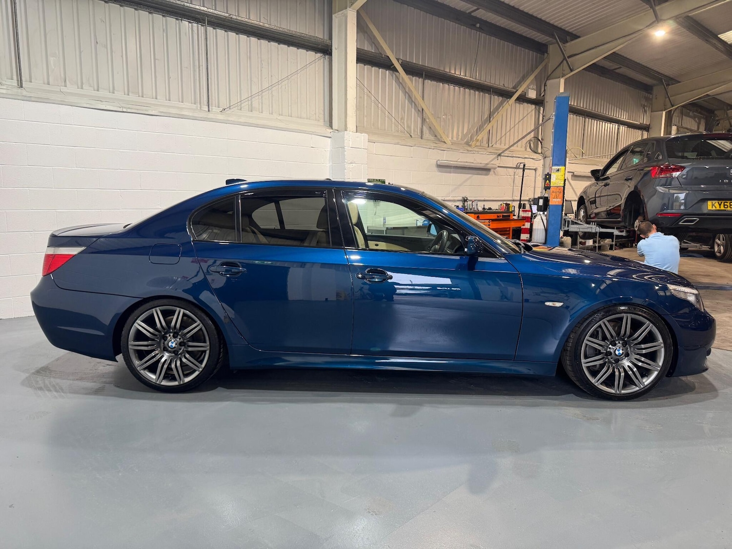 Used BMW 5 Series 2007 for sale - 76803565: Photo 2