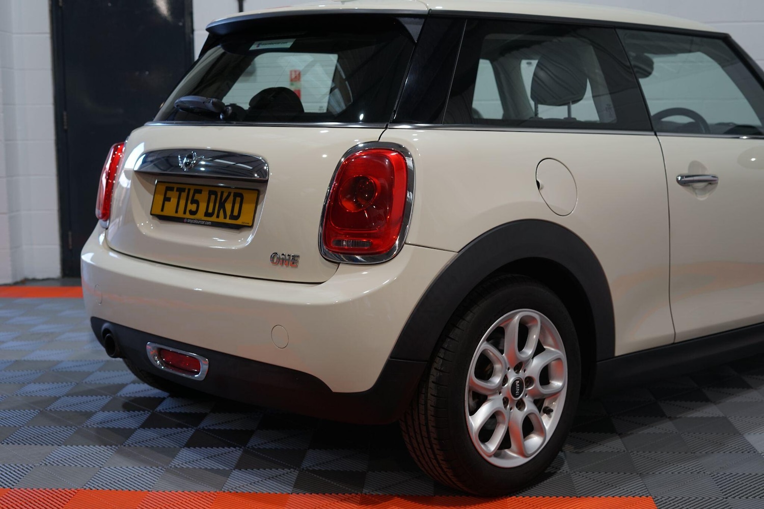 Used MINI Hatch 2015 for sale - 76803549: Photo 19